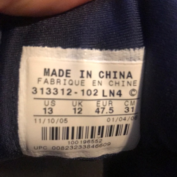 Jordan’s Jeter size 13 - Picture 2 of 5